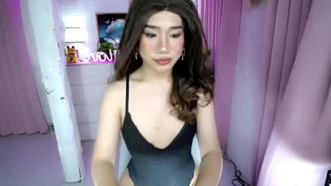mj online show from August 8, 4:34 am