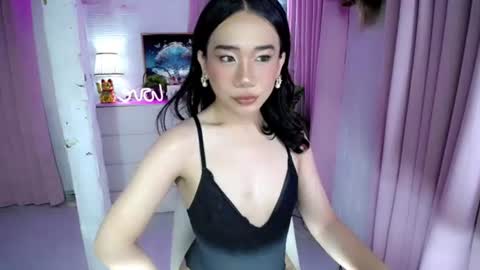 mj online show from August 14, 12:36 am