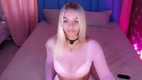 AlwaysHot online show from August 14, 1:09 am