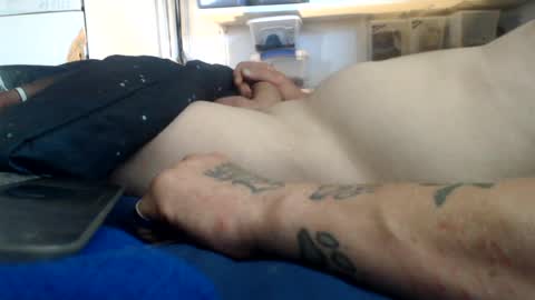 allwolf0323 online show from June 26, 3:26 pm