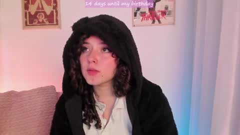  Ally Belle  online show from July 18, 3:40 am