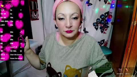 Lina online show from April 28, 2:53 pm