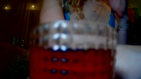 allycat4xoxo online show from July 18, 4:02 am