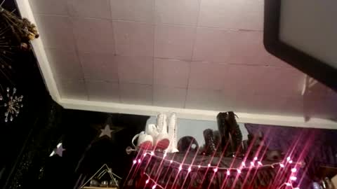 allymoon1369 online show from July 1, 4:57 am
