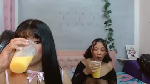 alma_meza online show from August 1, 1:39 pm