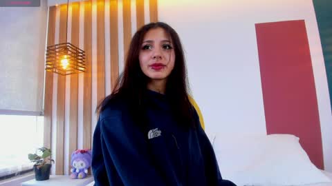 alma_x_ online show from May 30, 2:29 pm