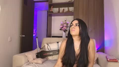 Alma Castillo online show from July 26, 4:06 am