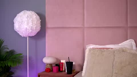 Emma online show from August 14, 3:54 am