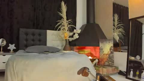Santy online show from August 14, 1:20 am