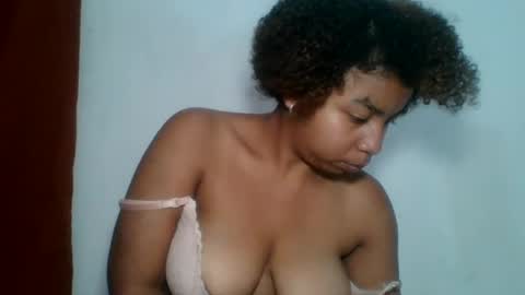 almilauxa online show from August 13, 4:15 am