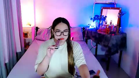 almirablont13 online show from June 30, 6:03 am