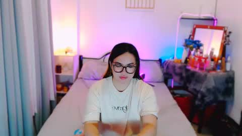 almirablont13 online show from July 29, 2:57 pm