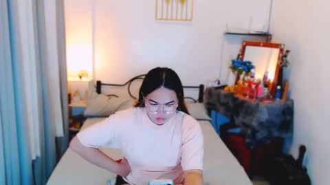 almirablont13 online show from August 2, 12:39 am