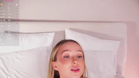 Lia online show from August 8, 11:43 am