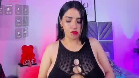 alombramorris online show from August 11, 3:14 pm