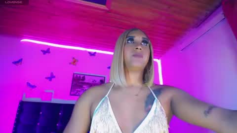 Alondra la Prepago online show from August 15, 3:32 am