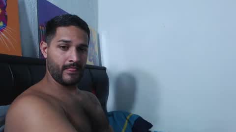 alonxoo online show from August 12, 1:52 am