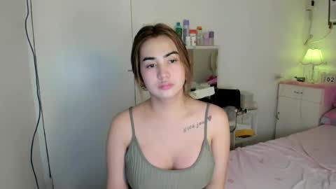 alovelydollnica online show from August 2, 3:24 am