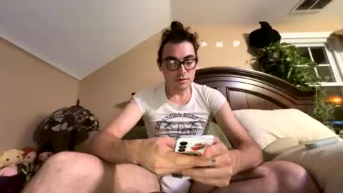Alphas Garden of Eden online show from August 3, 2:29 am