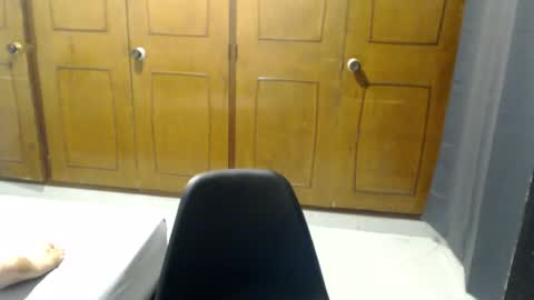 alpha_mk online show from July 9, 3:33 am