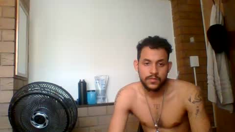 alpha_mk online show from August 9, 6:31 pm