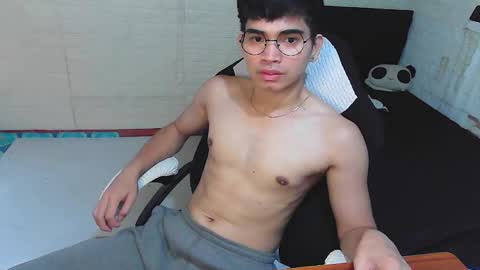 Angelo online show from February 19, 4:43 am