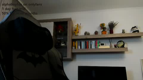Andy online show from July 28, 7:31 pm