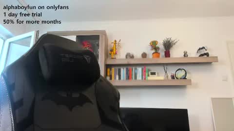Andy online show from August 11, 11:12 am