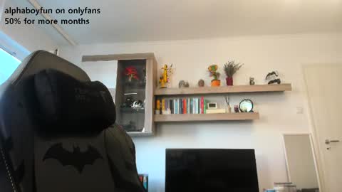 Andy online show from August 15, 5:55 am
