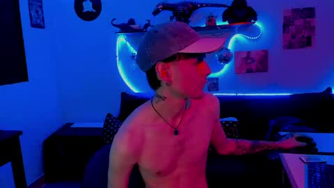 Dioniso online show from May 1, 2:04 am