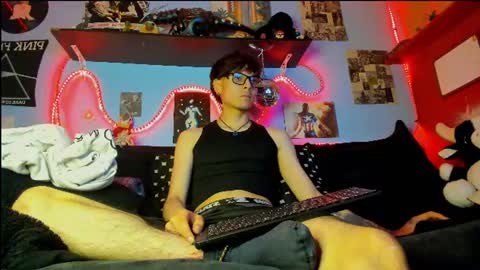 Dioniso online show from August 17, 1:43 am