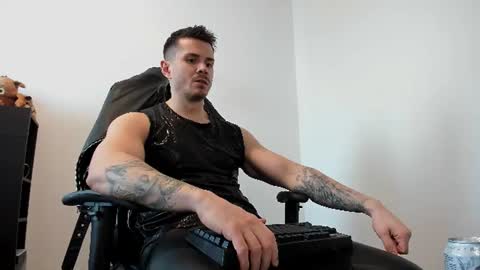 LeatherMaster online show from August 8, 12:16 pm