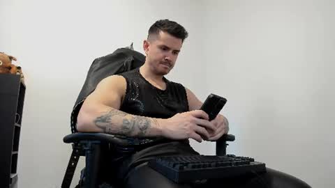 LeatherMaster online show from August 8, 5:02 pm