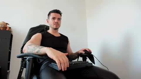 LeatherMaster online show from August 9, 3:57 pm