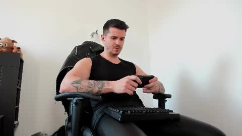 LeatherMaster online show from August 11, 4:20 pm