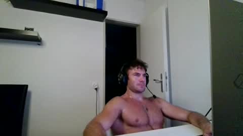 alphah_hunk online show from July 30, 6:47 pm