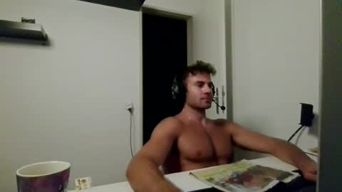 alphah_hunk online show from August 2, 6:59 pm