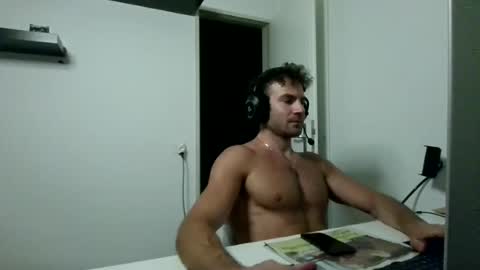 alphah_hunk online show from August 2, 9:11 pm