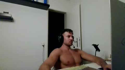 alphah_hunk online show from August 7, 7:14 pm