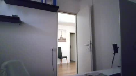 alphah_hunk online show from August 15, 3:05 pm