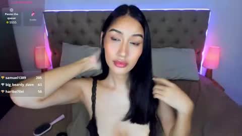 sophia online show from August 10, 11:39 pm