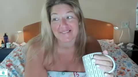 Kitten  online show from August 2, 1:51 pm