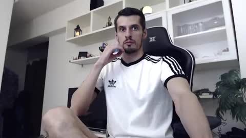 alphamastertodd online show from July 21, 12:47 am