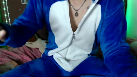 alphamercury online show from August 13, 6:49 am