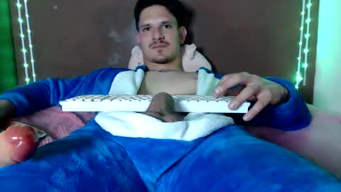 alphamercury online show from August 13, 9:01 am