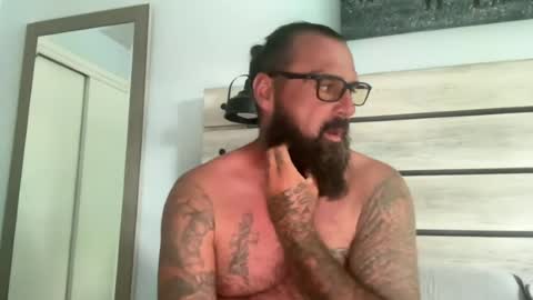 alphareign85 online show from August 7, 6:41 pm