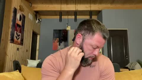 Jhonny online show from August 5, 3:15 am