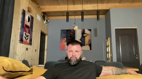 Jhonny online show from August 6, 7:40 am