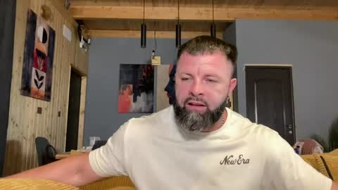 Jhonny online show from August 12, 6:27 am