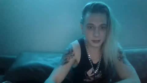altboy010 online show from February 19, 9:23 pm